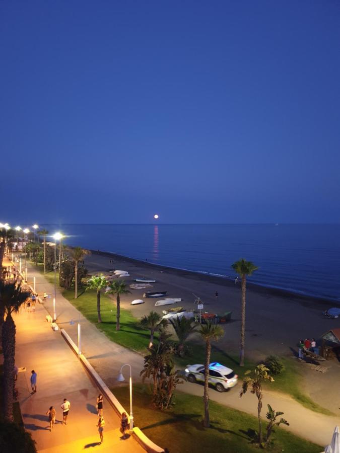 Primera Linea De Playa Con Vistas Al Mar Rincón de la Victoria Exteriér fotografie